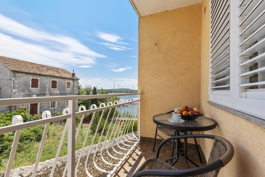 Apartments Tara, Sibenik - Mandalina المظهر الخارجي الصورة